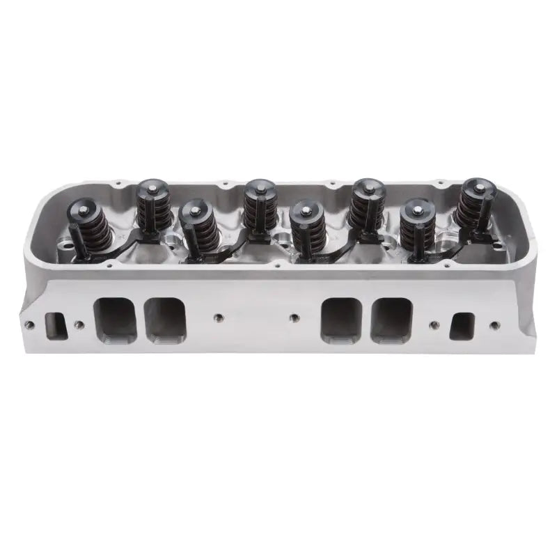 Edelbrock cyl head BBC Victor Jr with valve springs for high-performance engine buildup