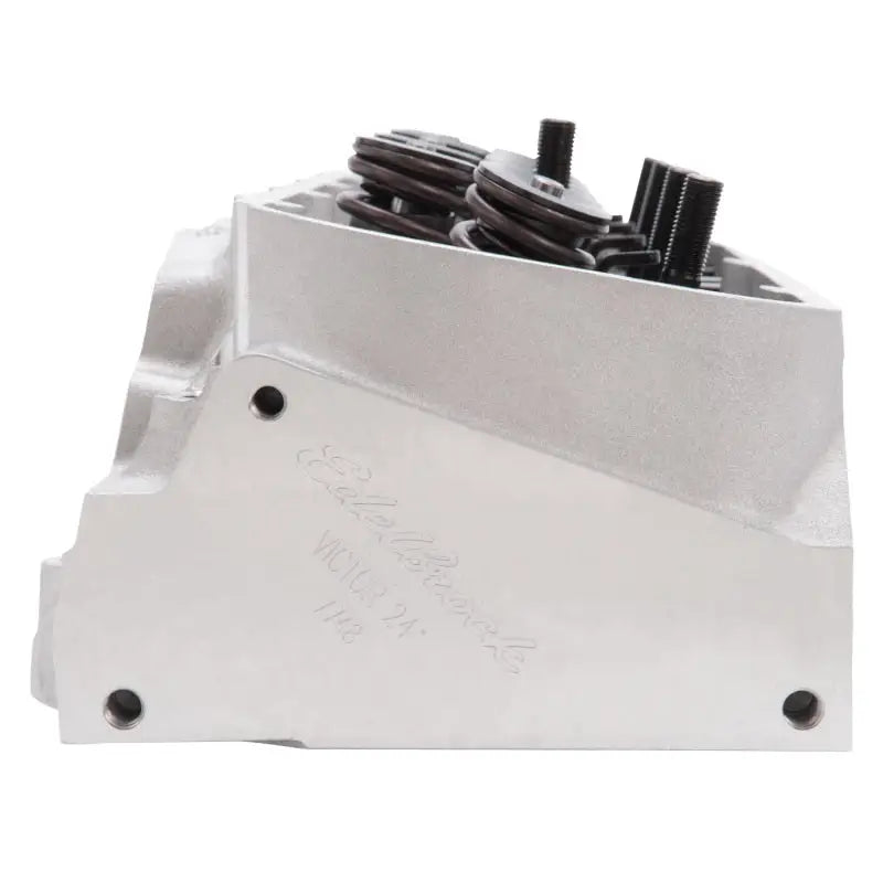 Silver aluminum Edelbrock cyl head BBC with valve springs for Victor Jr 24° porting