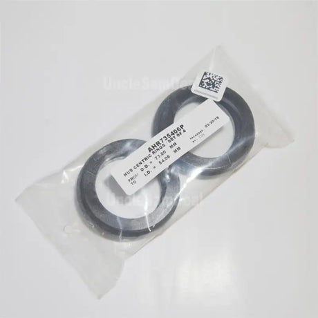 Black hub rings in plastic bag for perfect fit Toyota with 73 outer diameter