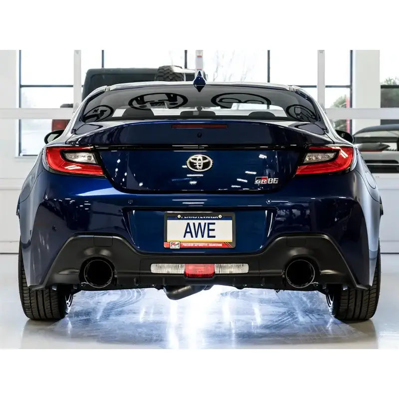 Exhaust System Kit Stainless Steel; Without Muffler; Single With Dual Outlet; Rear Exit; 5 Inch Diamond Black Tips