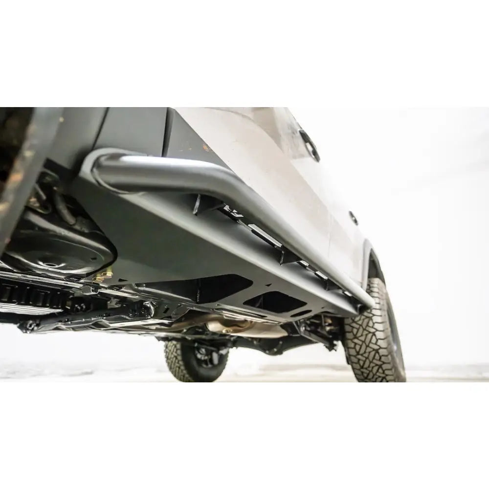 FAB Fours Frame Mount Not Body Mount Nerf Bar TL24-G6750-1 - 24-25 Toy Land Cruiser Sliders