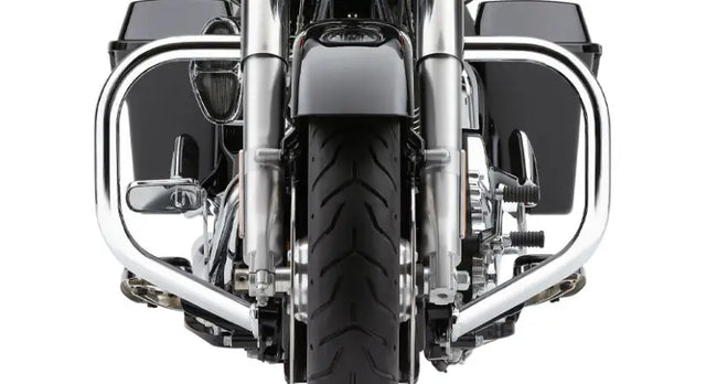 Fatty Freeway Bars 1.5" Chrome Flh/Flt 09 22 - COBRA