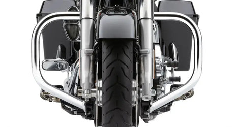 Fatty Freeway Bars 1.5" Chrome Flh/Flt 97 08 - COBRA