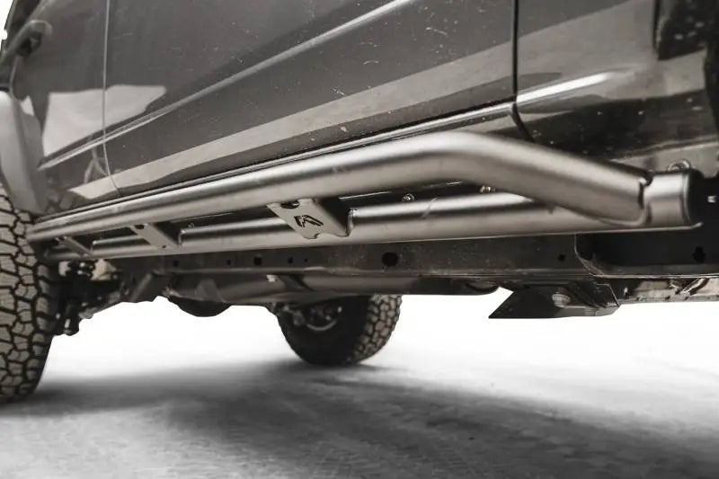 FB21-G5251-1 Fab Fours Tube Slider - Rocker Panel Guard