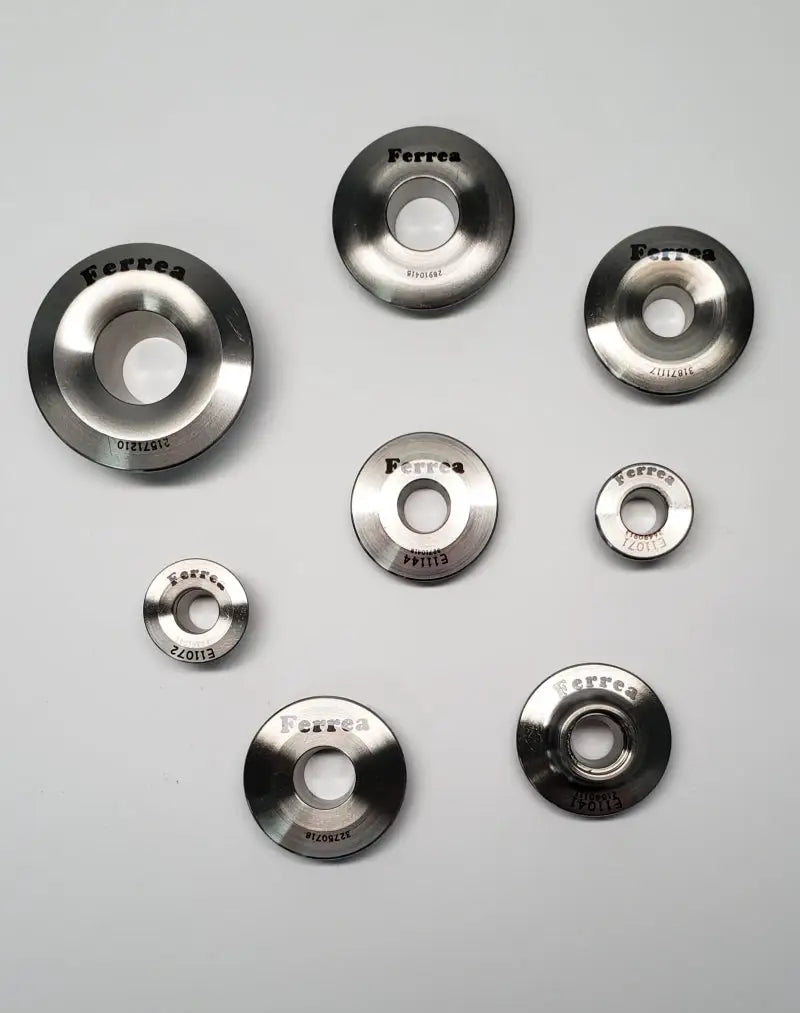 Metallic Ferrea valve spring retainers for Acura Honda B17A1 double spring setup