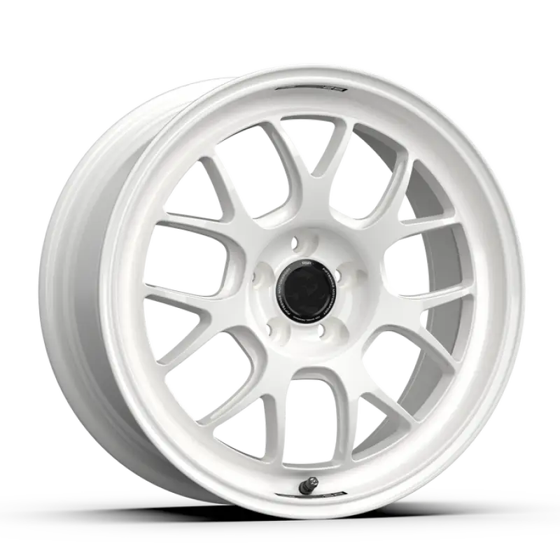 fifteen52 Apex RSR 18x9.5 5x114.3 38mm ET 73.1mm Center Bore Rally White - Wheels