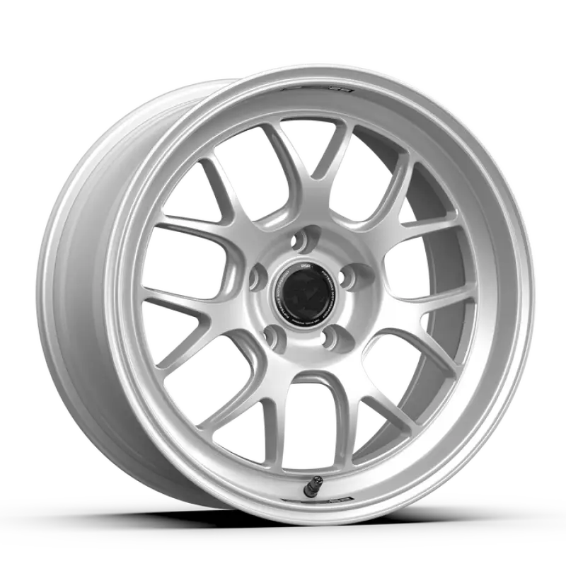 fifteen52 Apex RSR 18x9.5 5x120 22mm ET 72.56mm Center Bore Radiant Silver - Wheels