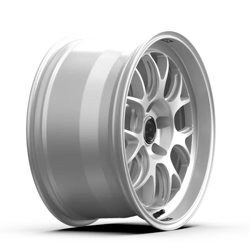 fifteen52 Apex RSR 18x9.5 5x120 22mm ET 72.56mm Center Bore Radiant Silver - Wheels