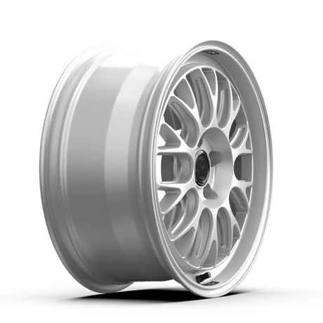 fifteen52 Holeshot RSR 18x8.5 5x112 42mm ET 57.1mm Center Bore Radiant Silver - Wheels