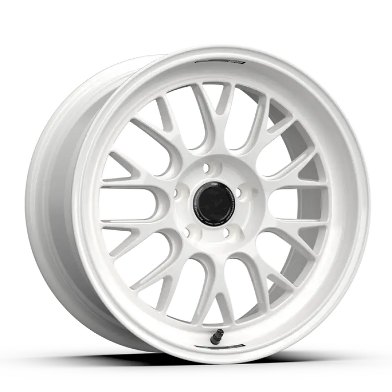 fifteen52 Holeshot RSR 18x9.5 5x114.3 38mm ET 73.1mm Center Bore Rally White - Wheels