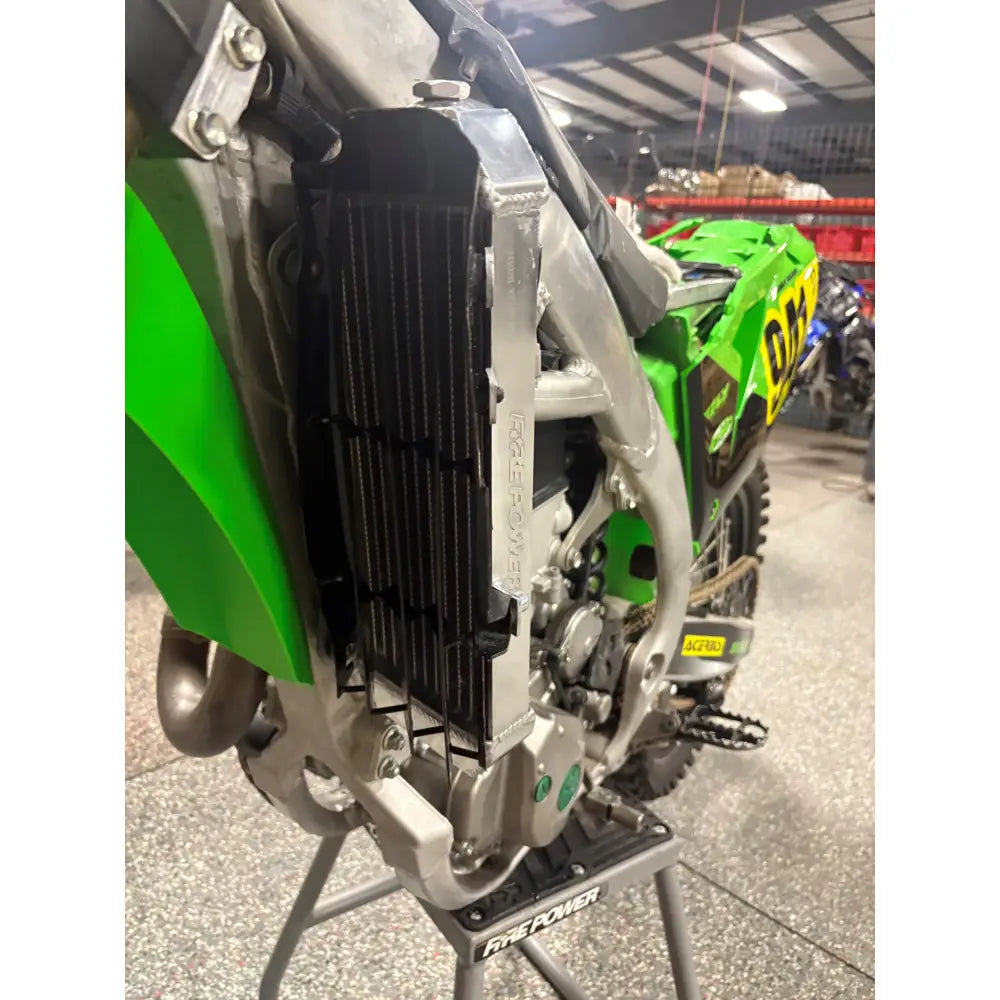 Fire Power Radiator Engine TRS-R-305L - Left HUS GAS