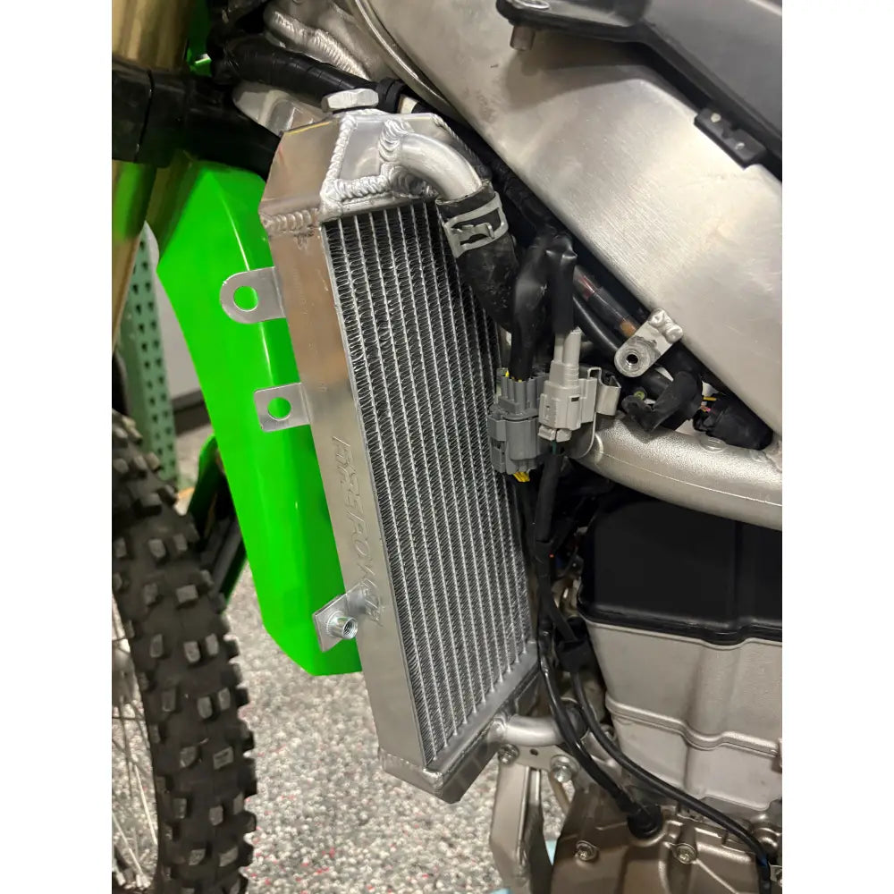 Fire Power Radiator Engine TRS-R-305L - Left HUS GAS