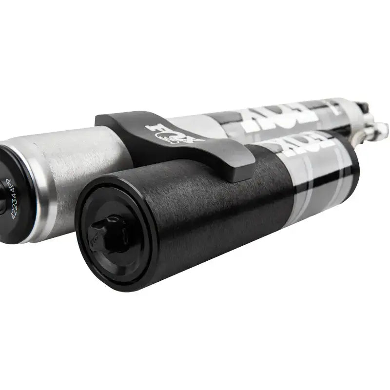 Fox 20 + GM 2500/3500 HD 2.0 Performance Series Smooth Body Reservoir Rear Shock 0-1’’ Lift - Truck & Automotive
