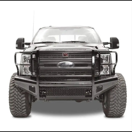 Ford F250-550 with FS17-S4160-1 Fab Fours Ranch Front Bumper, showcasing rugged design and durability.
