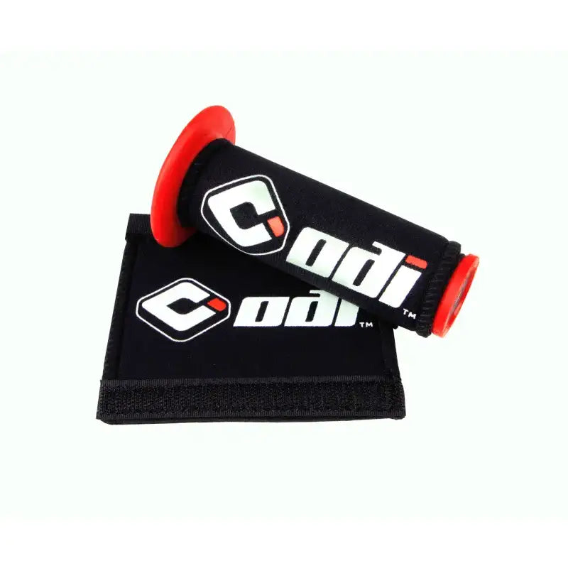 G01GCB Grip Covers Black W/Logo - w/Logo