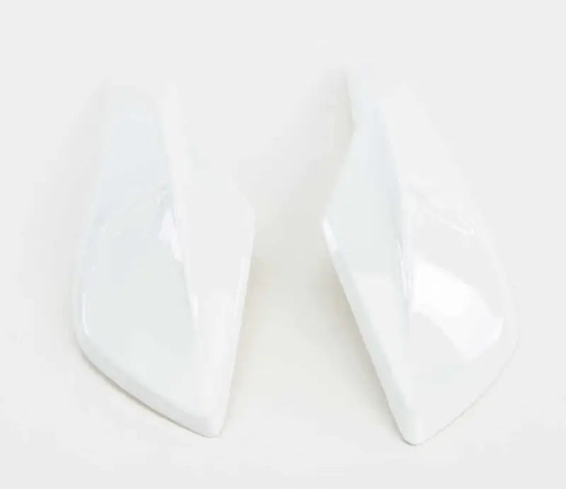 G064050 Top Front Vents Left/Right Matte White Ff 88/Gm 64