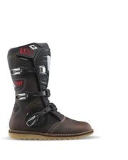 Brown and black Gaerne Balance Oiled Boot for motorcycle riding, size 9