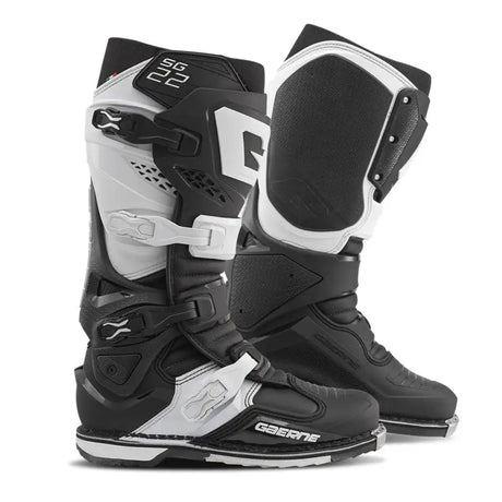Gaerne SG22 Boot Black/White Size - 7 - Gaerne