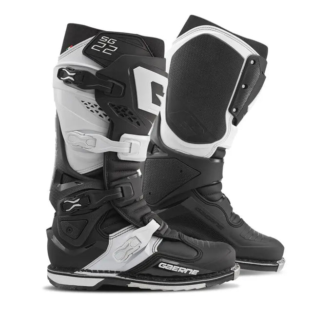 Gaerne SG22 Boot Black/White Size - 7 - Gaerne