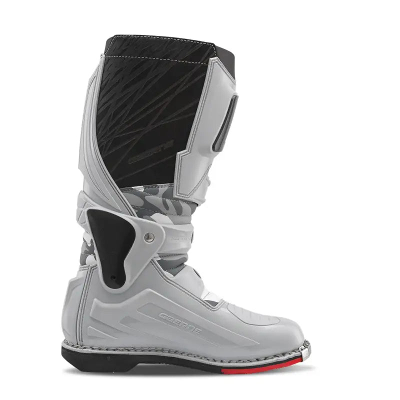 Fastback Endurance Boots Snow Camo Sz 8 - GAERNE