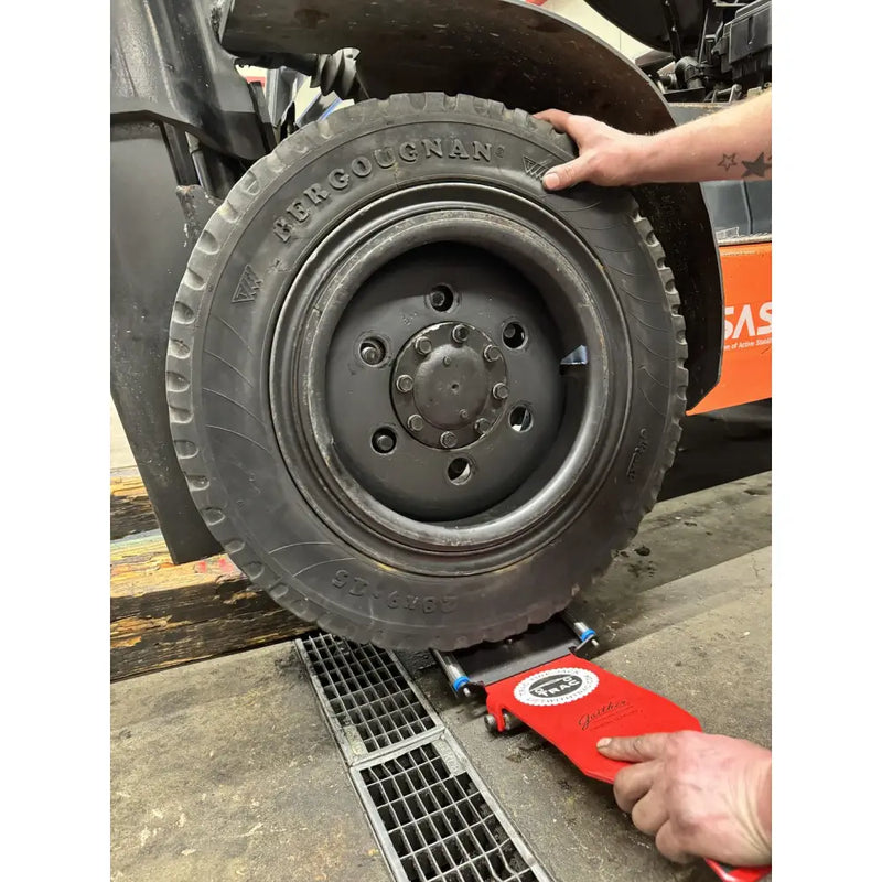 Gaither Tool Offers Extreme Durability Tire Lifting Tool GTRP-01 - Trac Roller Plate