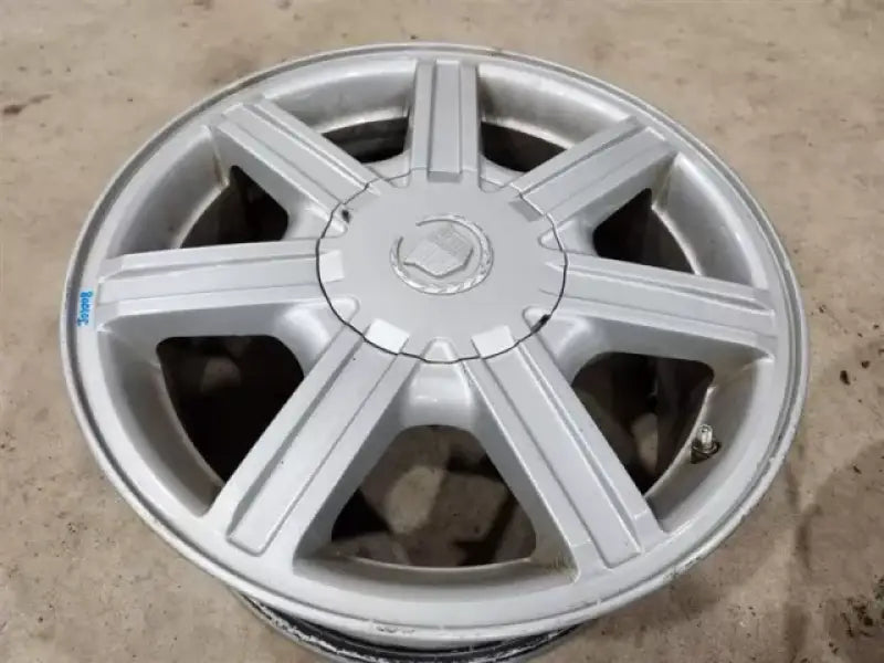 Silver Cadillac wheel on gd1018090550a1510 grid wheels for style and performance