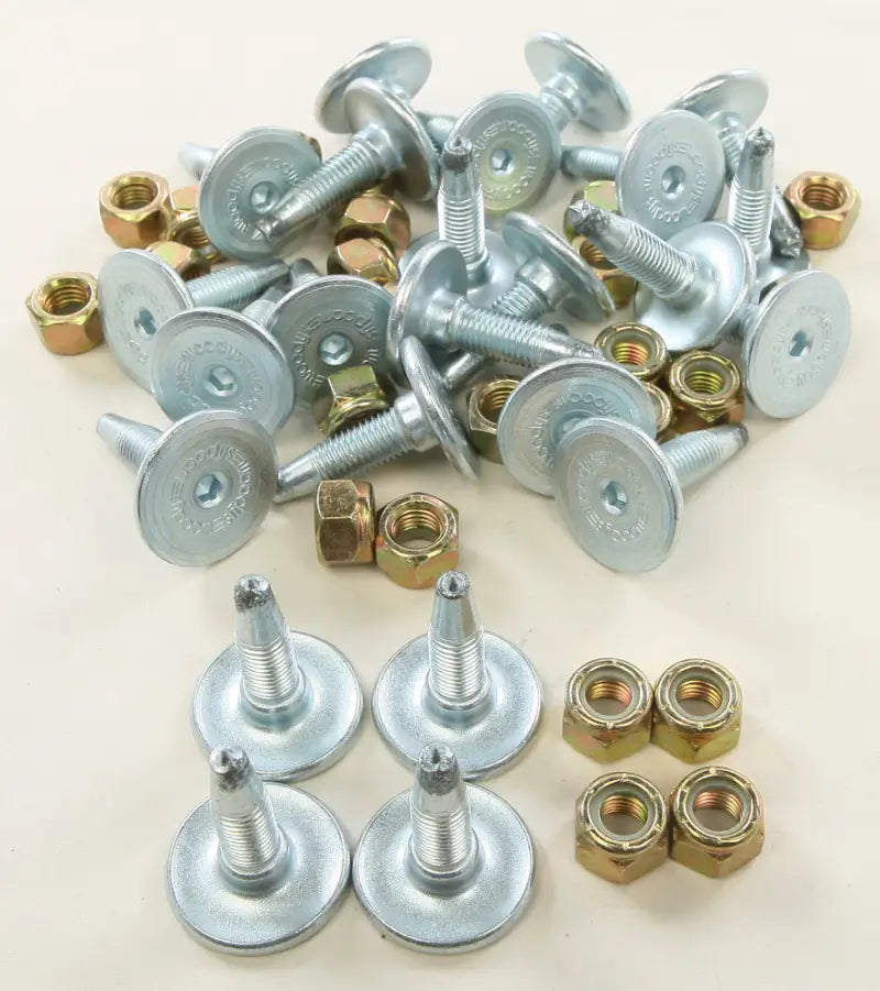 GDP6-9205 Gold Digger Carbide Traction Master Stud.920’’ 24/Pk