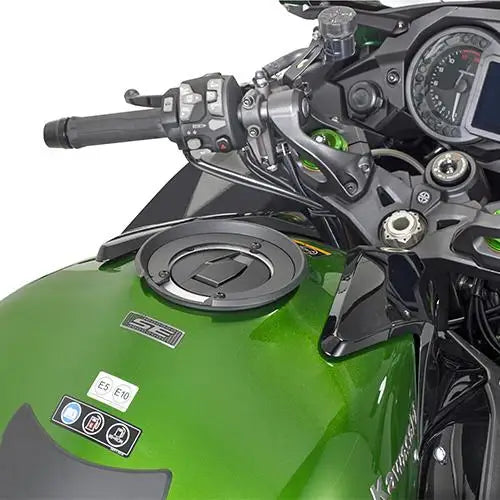 Givi BF35 Tanklock Mount Kaw