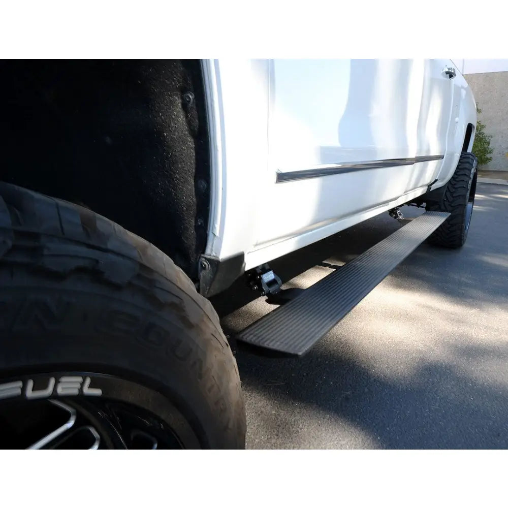 GO Rhino 20405187PC Running Board
