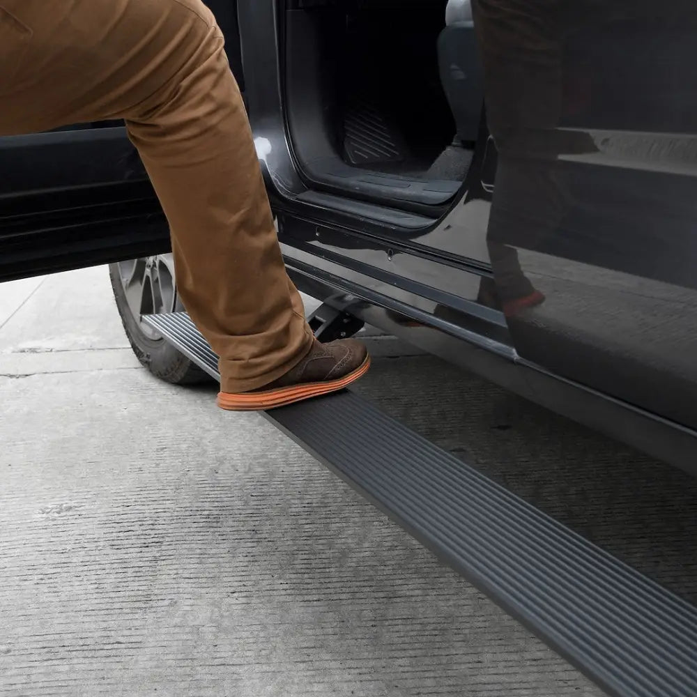 GO Rhino 20442987PC Running Board