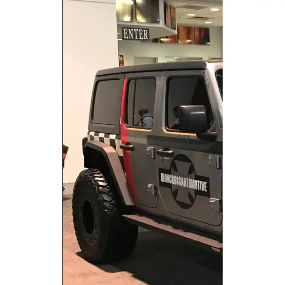 Ironcross Automotive GP-RF202 Rear Fender Flare on Jeep JL (2018-2020), showcasing rugged style and durability for off-road adventures.