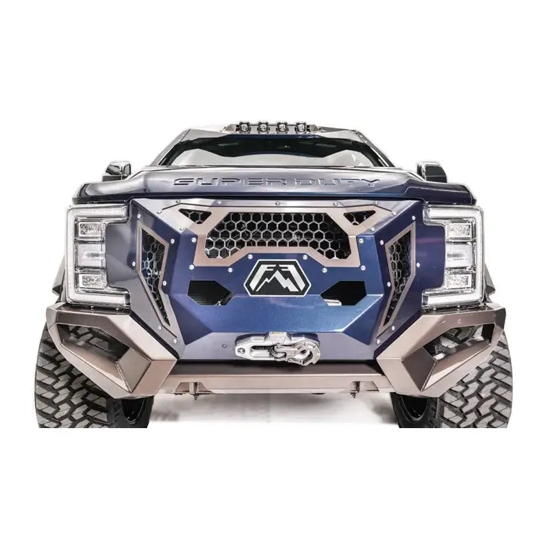Front view of a 2017+ Ford Super Duty equipped with the GR4100-1 Fab Fours Grumper, showcasing the integrated front bumper and grille combination.
