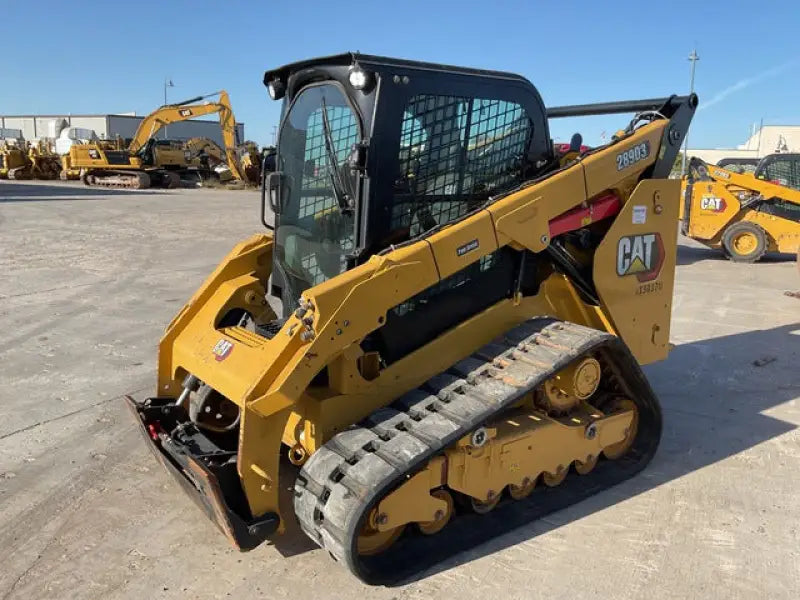 Yellow Caterpillar compact track loader with Grid Wheels 2020CAT for Grid Cat machines