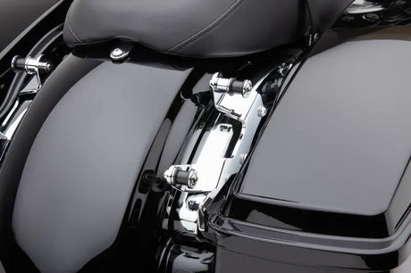 Backrest Mounting Kit Black Flh/Flt 09 13 - COBRA