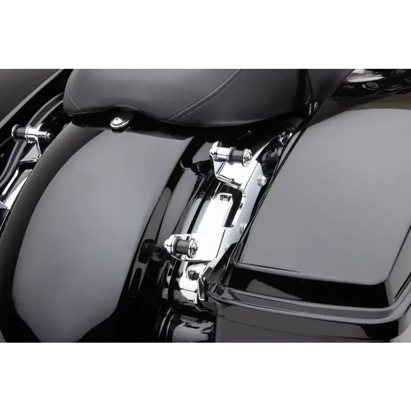 Backrest Mounting Kit Black Flh/Flt 09 13 - COBRA