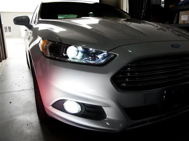 Headlight Bulb D3S/ D3R; HID (High Intensity Discharge) Bulb; 35 Watt; White Beam Color; 6000K Light Color Temperature;