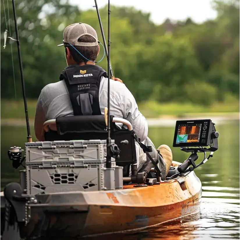 Humminbird Crisp And Vibrant Display Clarity Fish Finder 412000-1CHO - Xplore Cho