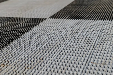 Protech Xt Flooring Traction Lt. Grey 8 Pc - CALIBER