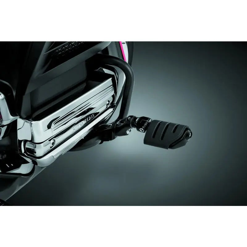 Kuryakyn 3995 Kuryakyn Ergo II Trident Dually ISO Pegs With Long Arms Gloss Black - 3995