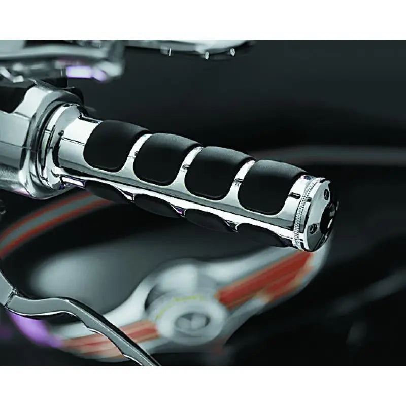 Kuryakyn 6180 Kuryakyn ISO Grips Honda Gold Wing Models Chrome - 6180