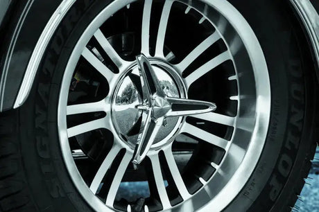 Kuryakyn Knock-Off Center Caps For Trikes Chrome - RV and Auto Parts
