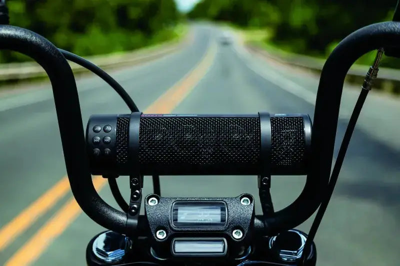 Kuryakyn Road Thunder Plus Sound Bar Satin Black - Audio