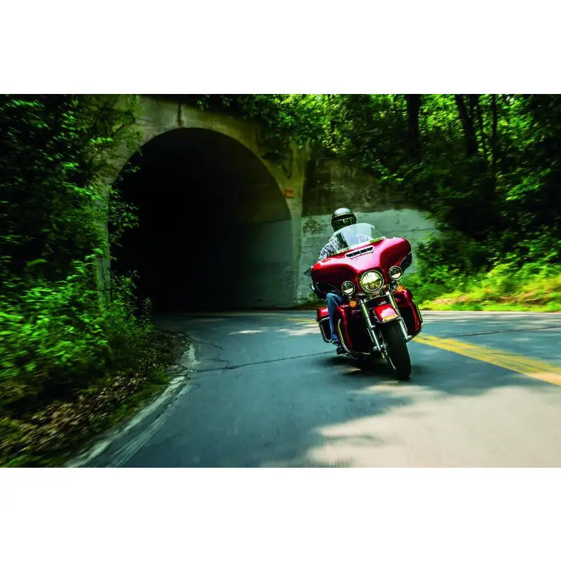 Kuryakyn 1387 Kuryakyn Smooth Windshield Trim 14-Up Touring Chrome - 1387