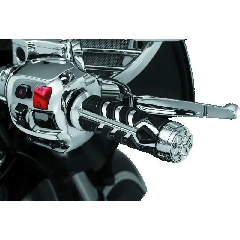 Kuryakyn 5635 Kuryakyn Spear Grips For 14-17 Indian Chrome - 5635