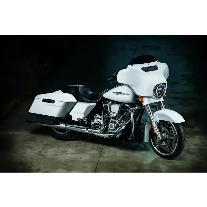 Kuryakyn Starter Cover Milwaukee-8 Chrome - RV and Auto Parts