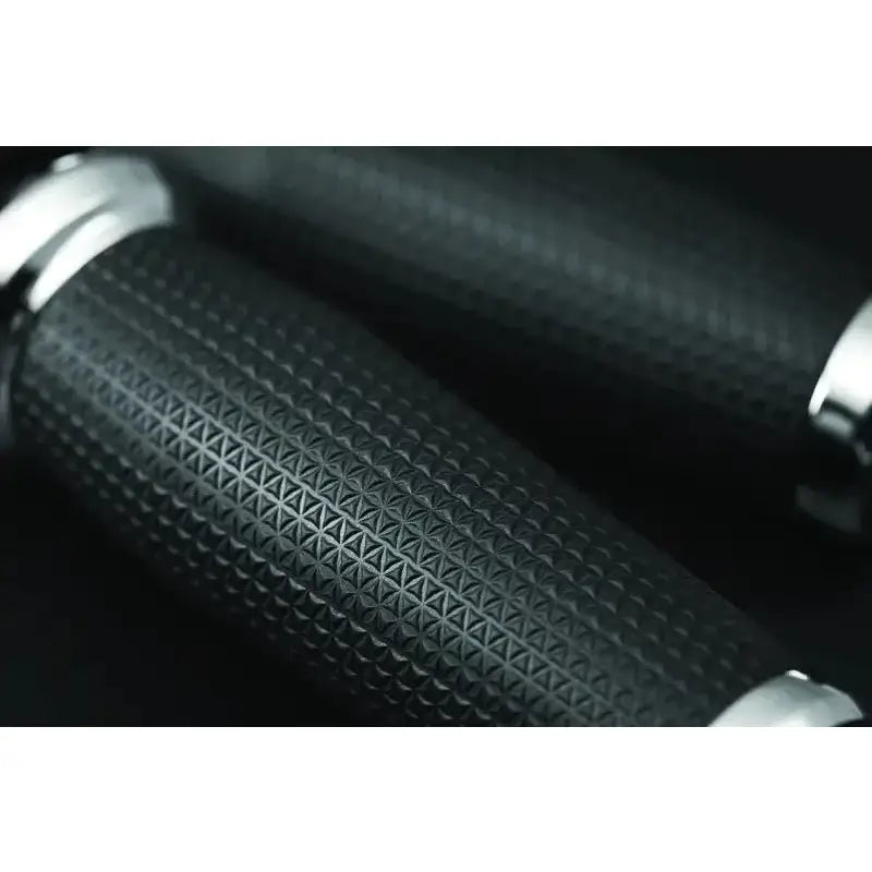 Kuryakyn Thresher Grip Metric Chrome - RV and Auto Parts