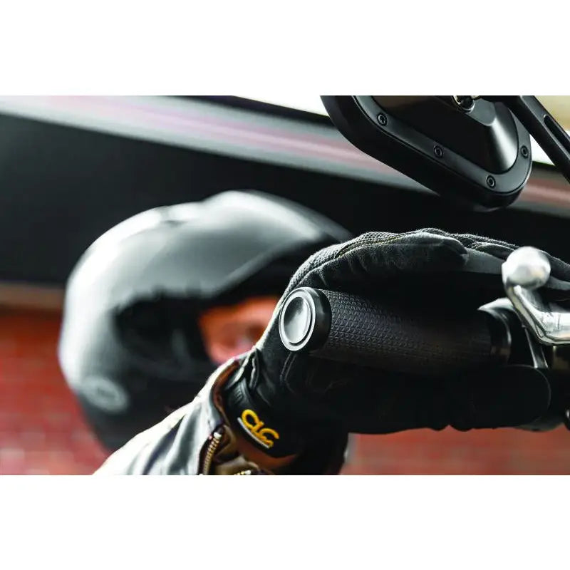 Kuryakyn 5943 Kuryakyn Thresher Grips Throttle-By-Wire Black