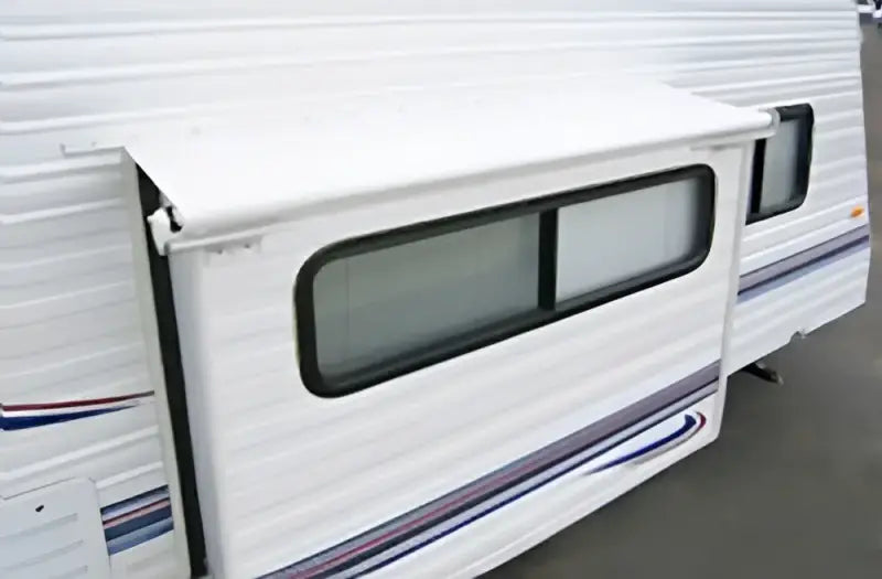 LH1850042 Awning