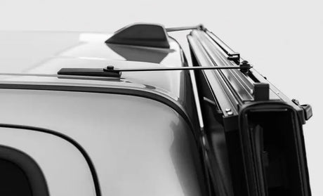 Lomax Stance Hard roof-mounted retractable sunshade for Ford F-150 Black Diamond Mist