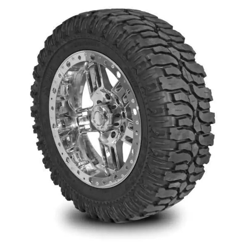 M16-63R Tire